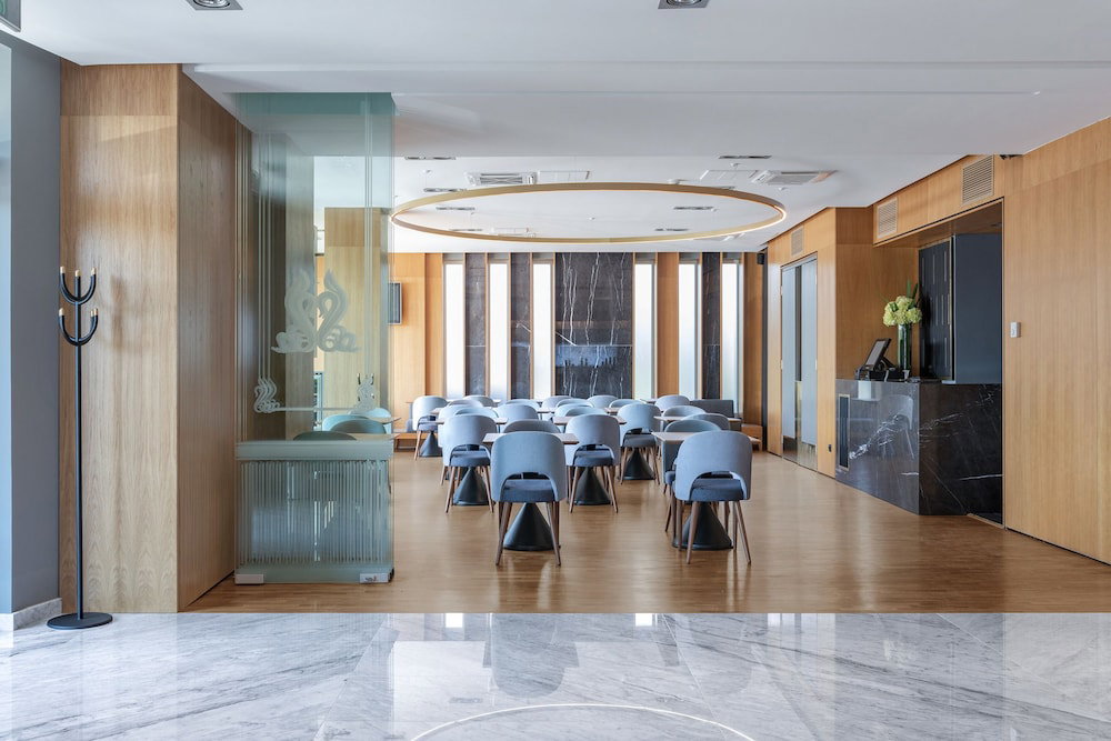River Park Hotel