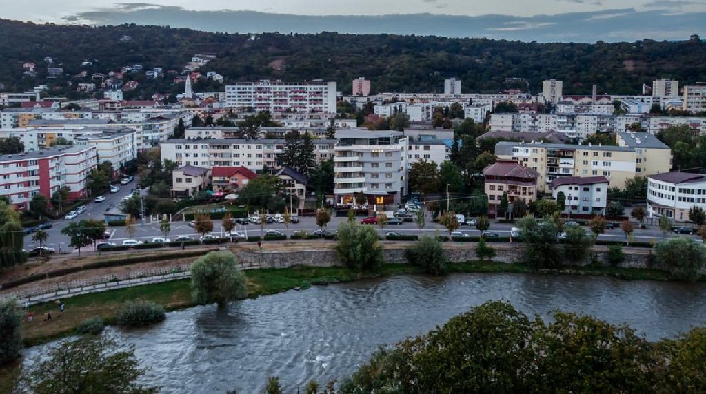 River Park Hotel