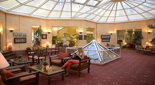 dal travel Alexander Beach Hotel & Village Resort