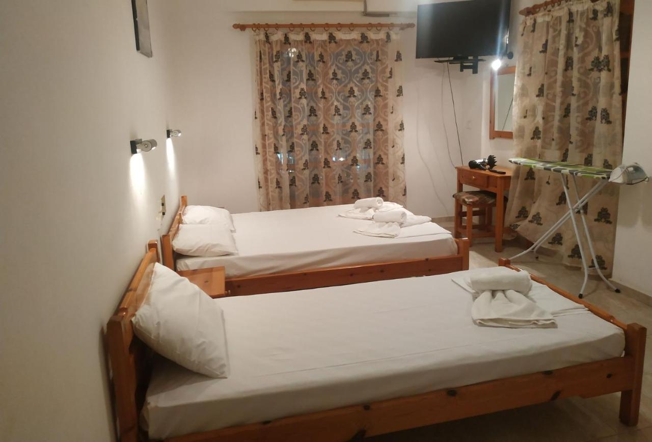 dal travel George Studios Stalida