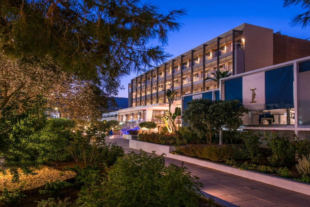dal travel I-Resort Hotel & Spa