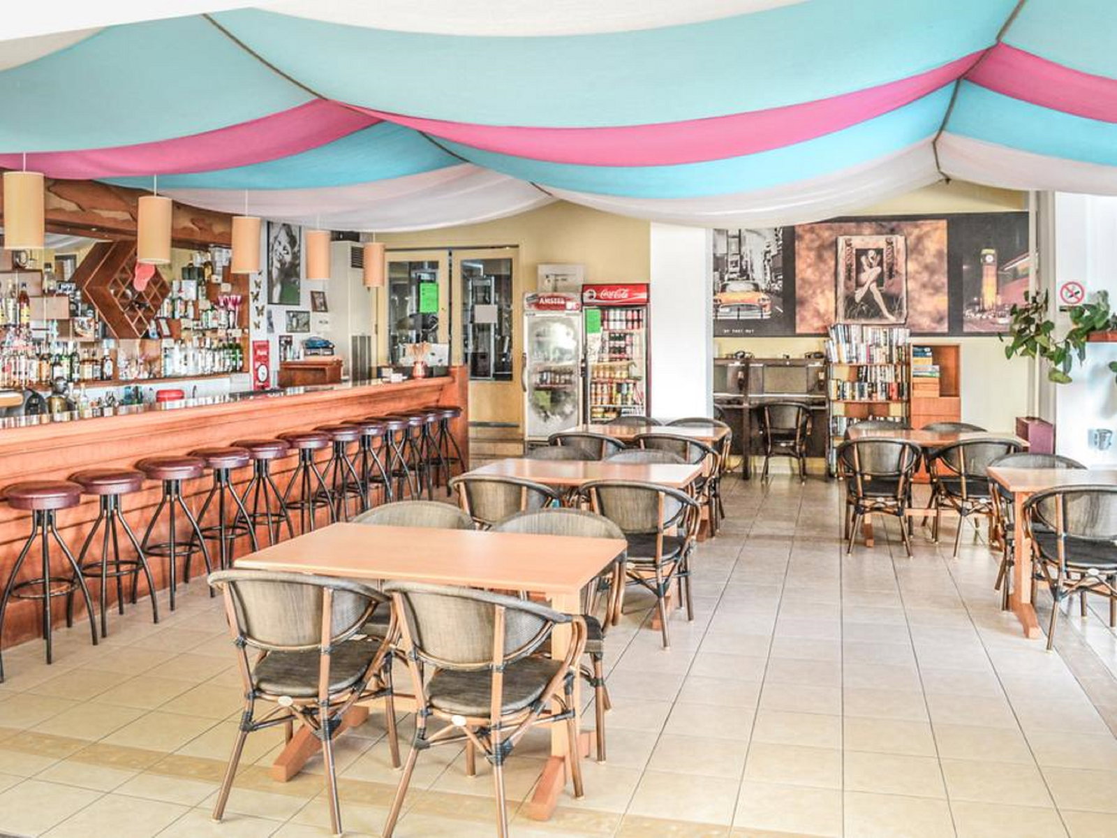 Alexandros Hotel