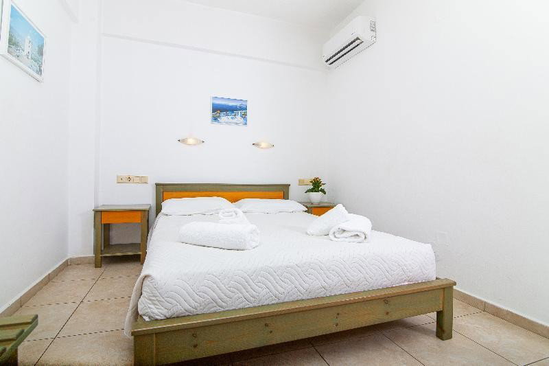 dal travel Dionysos Hotel Apartments & Studios