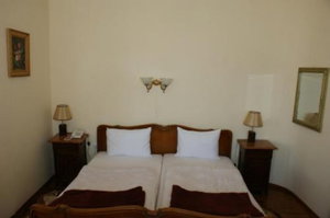 Hotel Vila Corviniana cazare Hunedoara