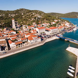 Hotel Borovnik cazare Tisno