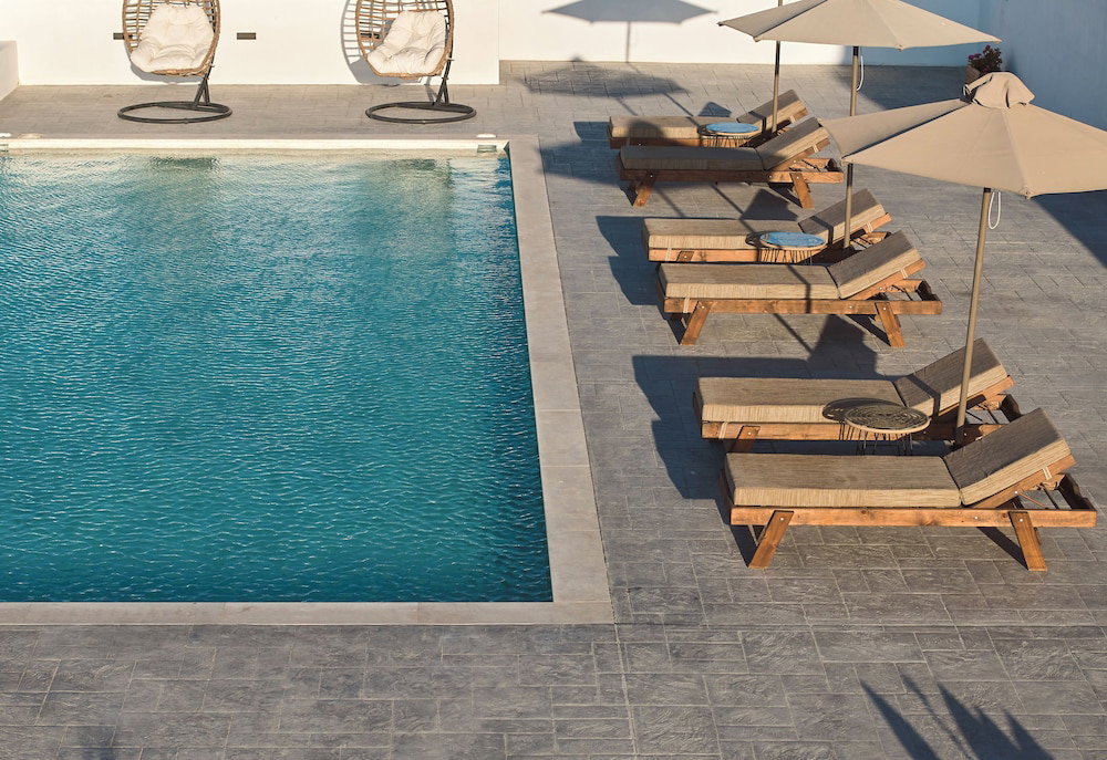 Hotel Kedros Milos Suites