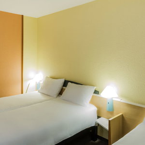 Hotel Ibis Lourdes Centre Gare cazare Lourdes