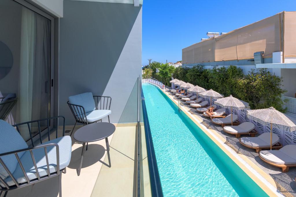 dal travel Oceanis Park Hotel