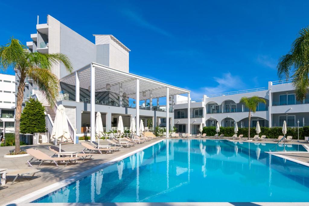 dal travel Oceanis Park Hotel