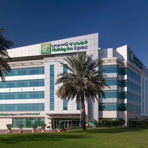 Sejur Holiday Inn Express Dubai Airport vacanta Dubai