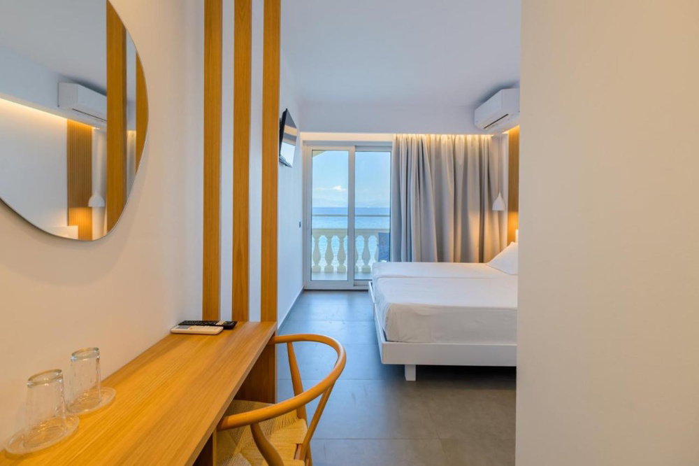 dal travel Pontikonissi Hotel