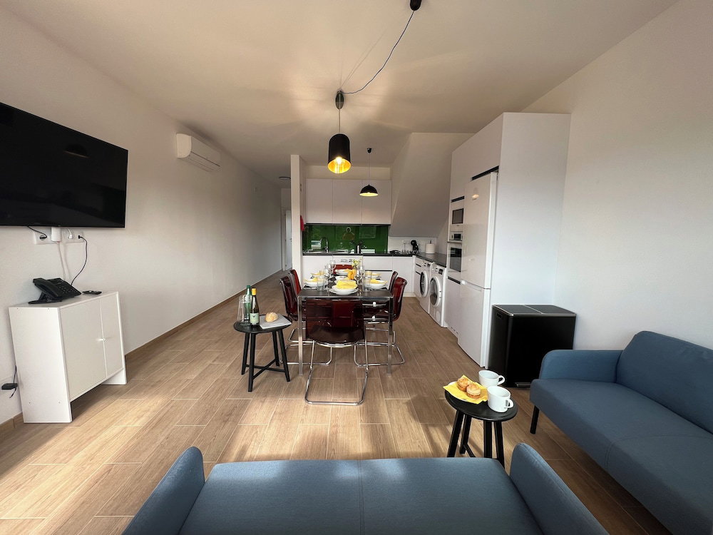 Hotel Orange Grove Residence