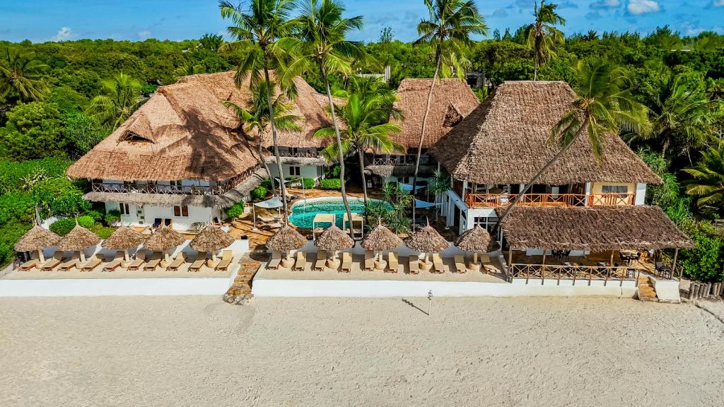 Dream’s Bay Beach Hotel