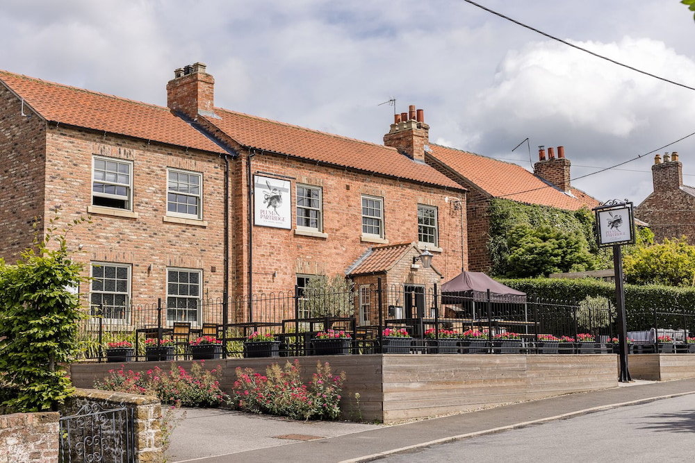 Plum And Partridge Inn