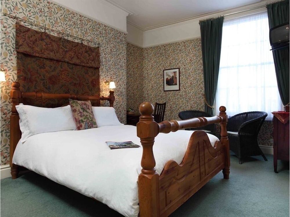 Holmwood House Hotel