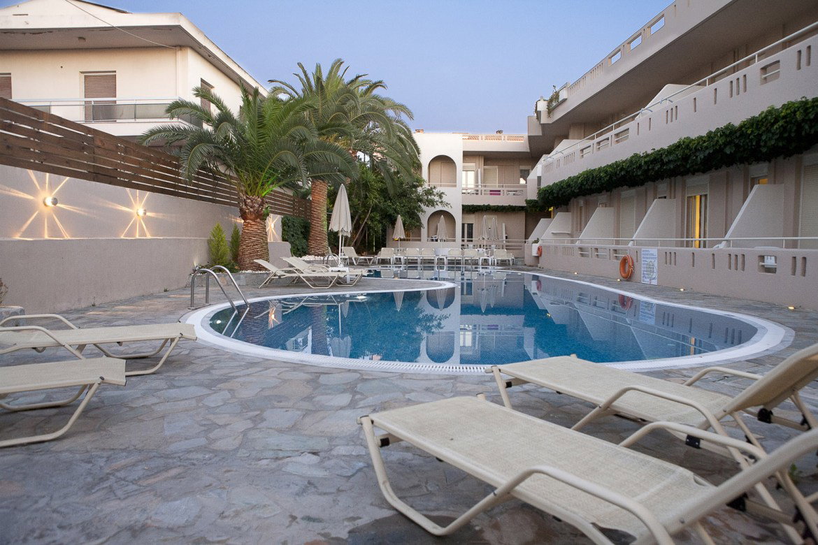 dal travel Axos Hotel