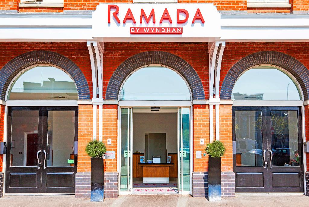 Hotel Ramada By Wyndham Belfast City Centre