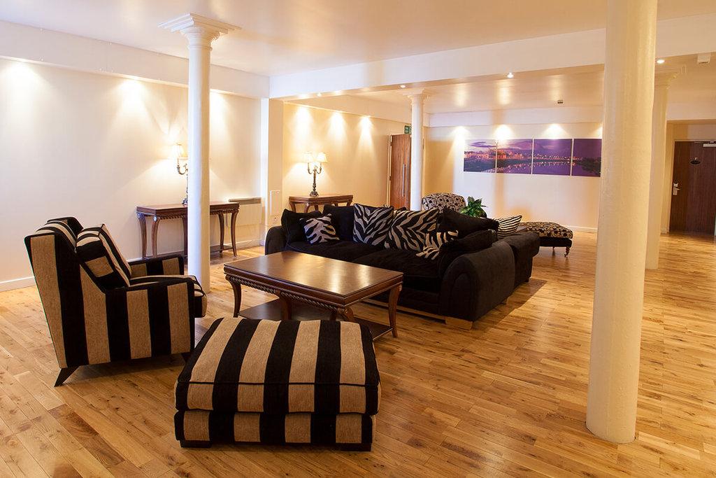 Aberdeen Douglas Hotel