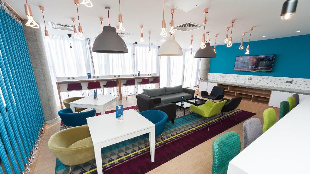 Hotel Holiday Inn Express Aberdeen Airport