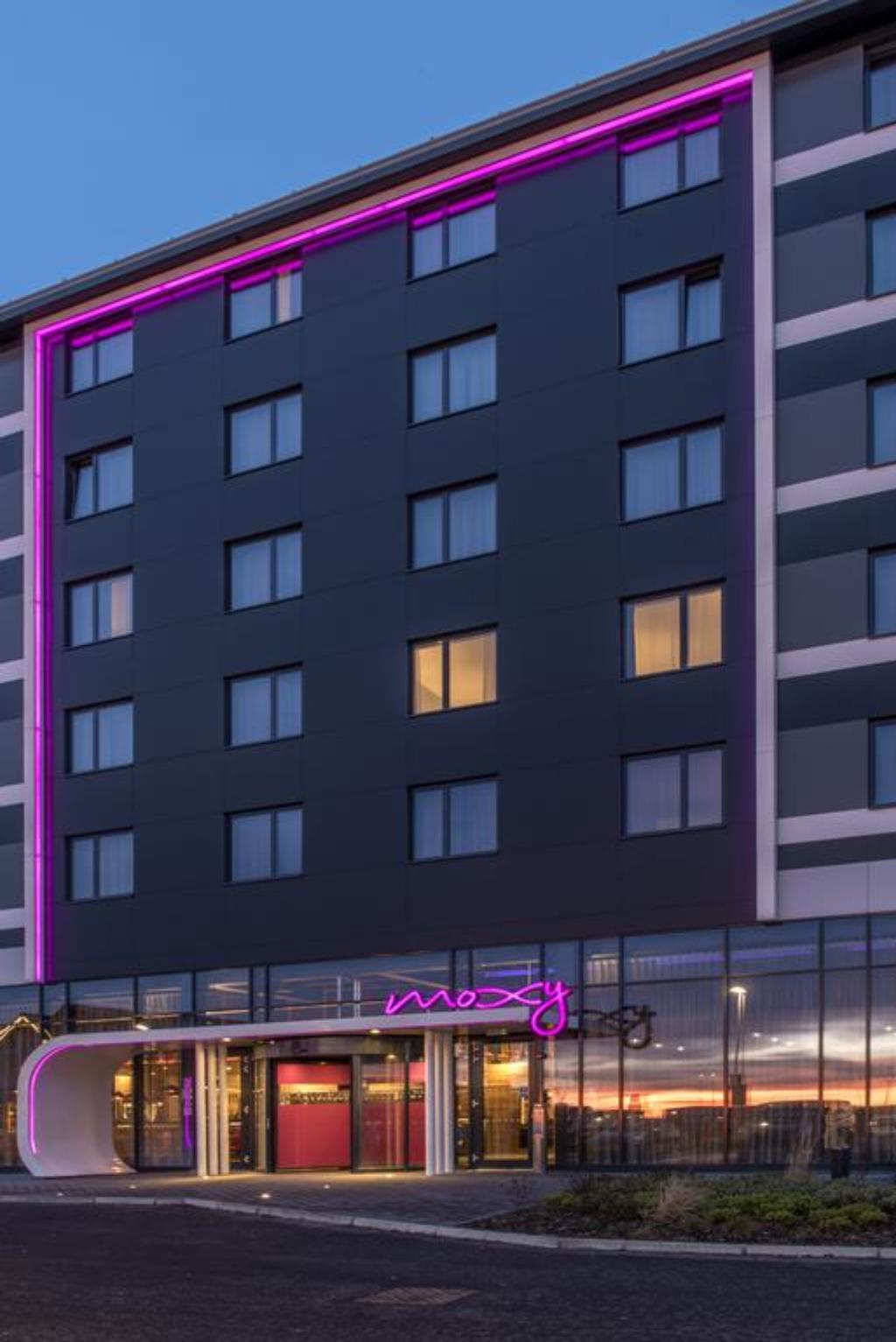 Moxy Aberdeen Airport