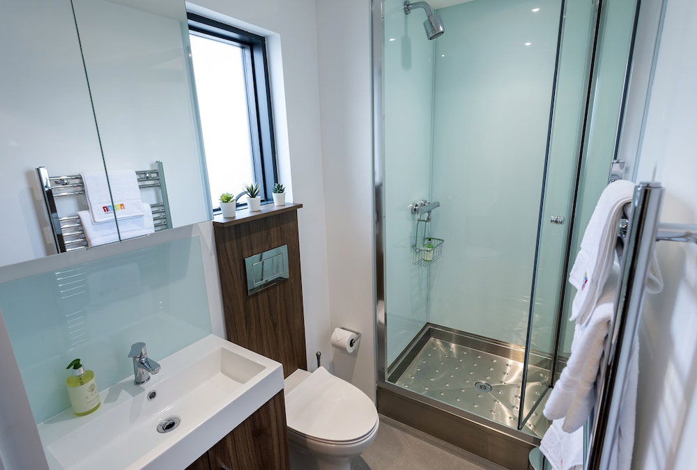 Apartrooms