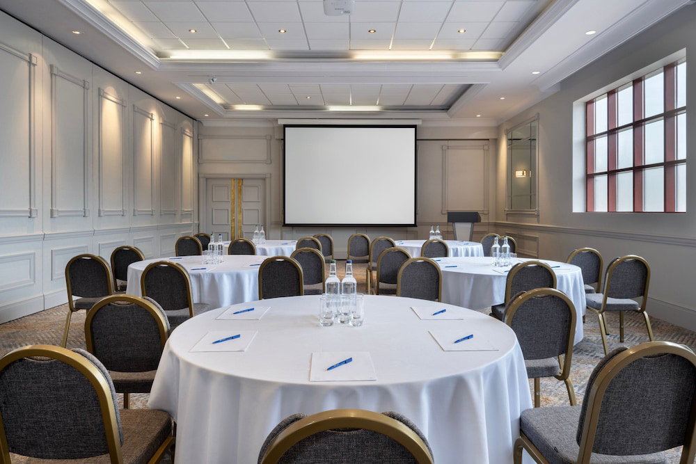 Delta Hotels By Marriott Swansea