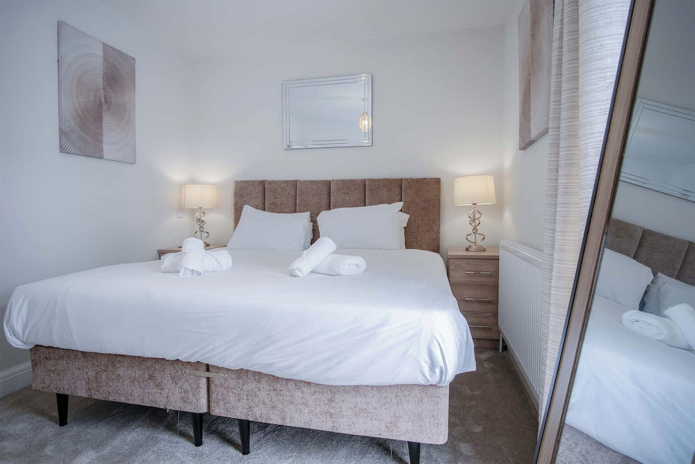 Fleet Street - 2 Bedroom - Swansea