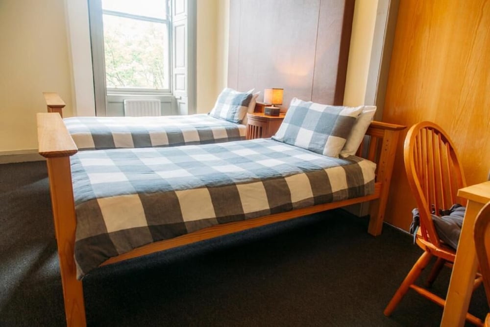 Hotel Dundee Backpackers Hostel