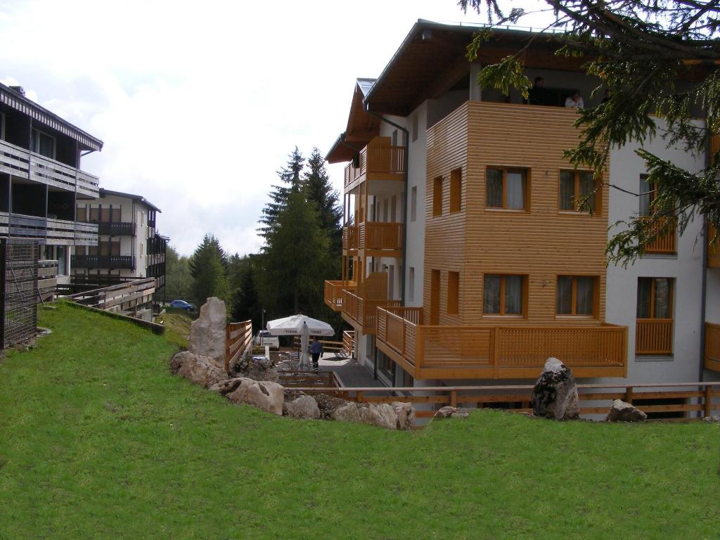 Hotel Hotel Alpine Mugon