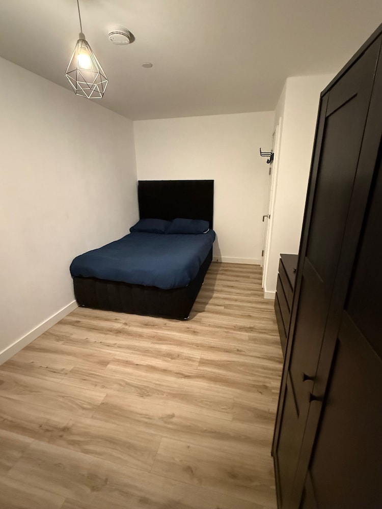 Cozy 1 Bed Apartmrnt Luton Airport