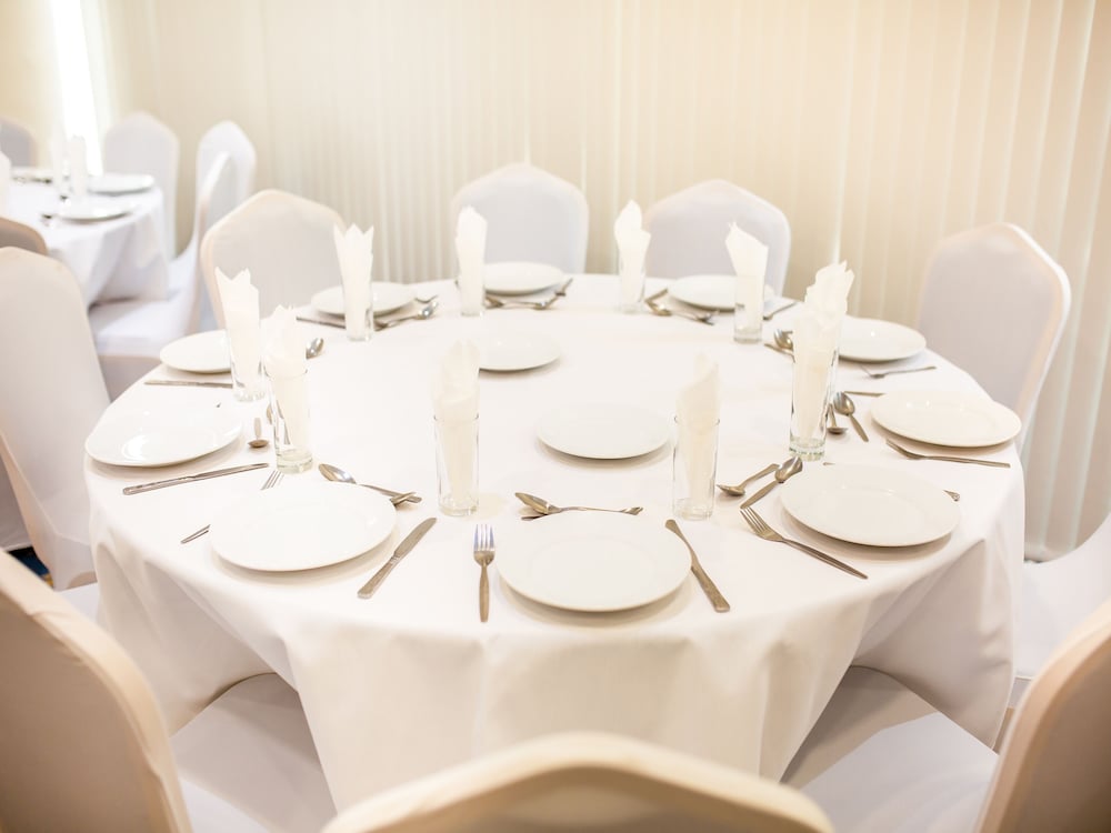 Oyo The Chiltern Hotel
