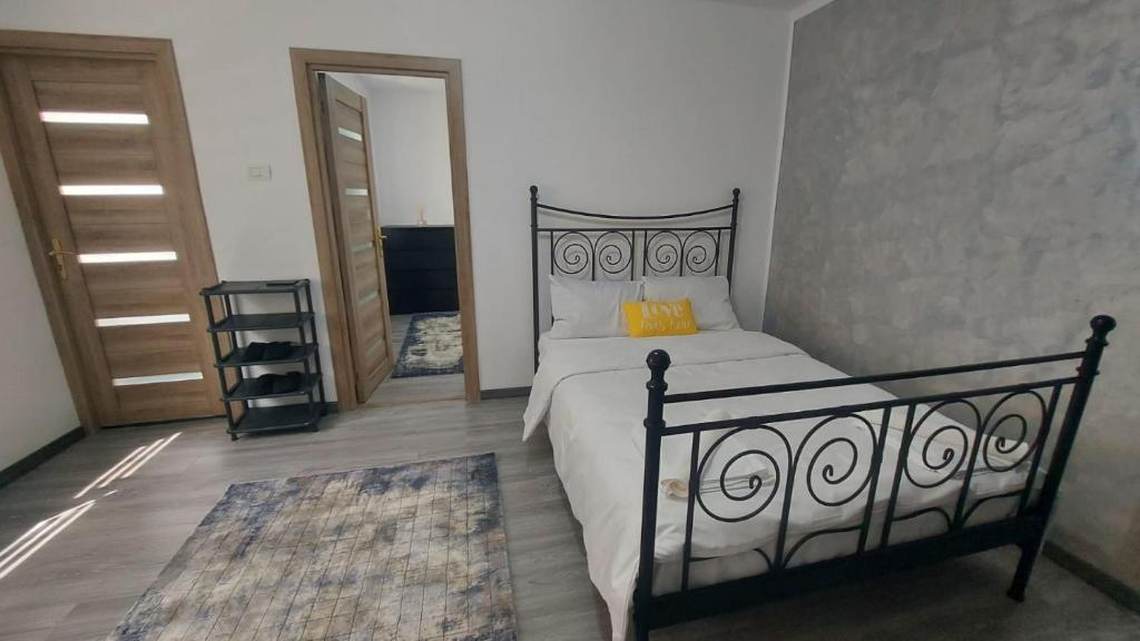 Andi 2-apartament