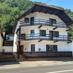 Hotel Casa Bașu cazare Baile Herculane