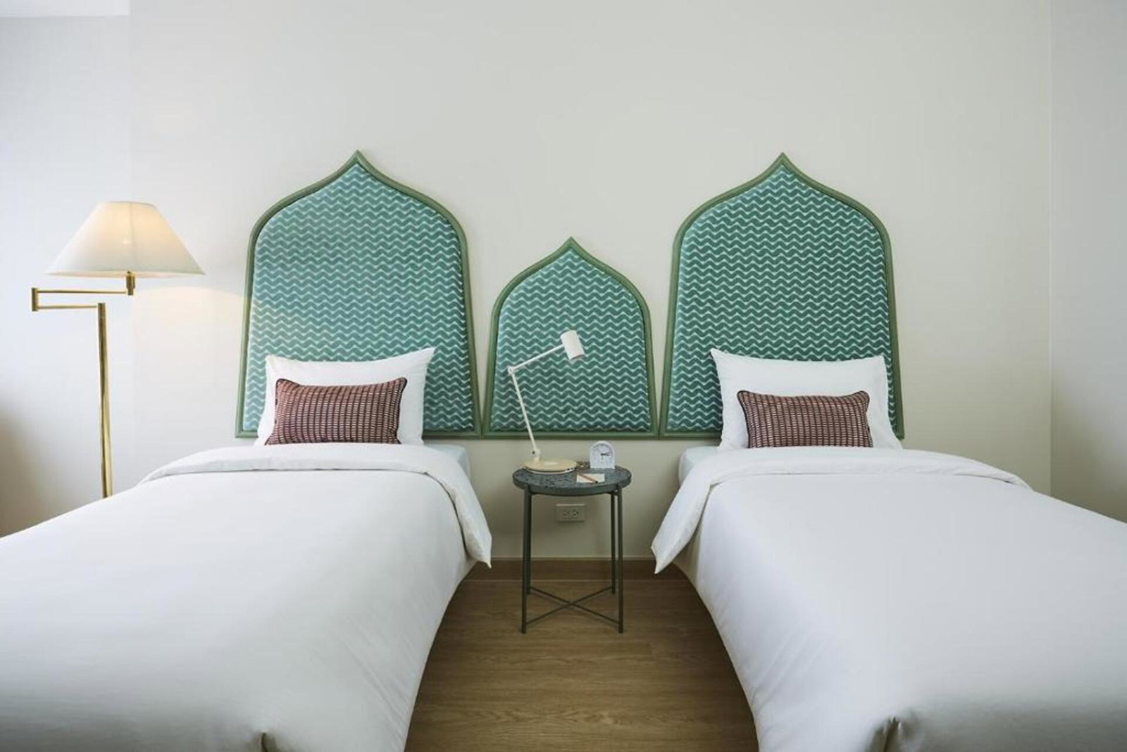 56 Surawong Hotel