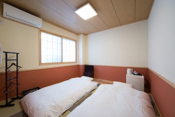 Hotel Ebisu Ryokan