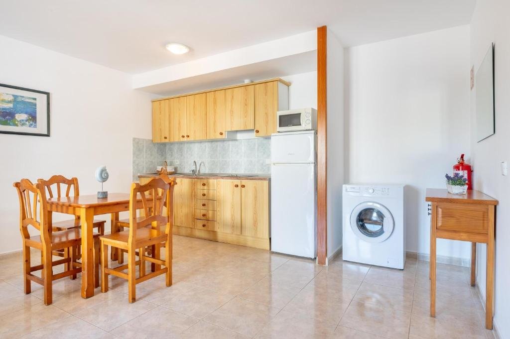 dal travel Apartamentos Karin 1ºa