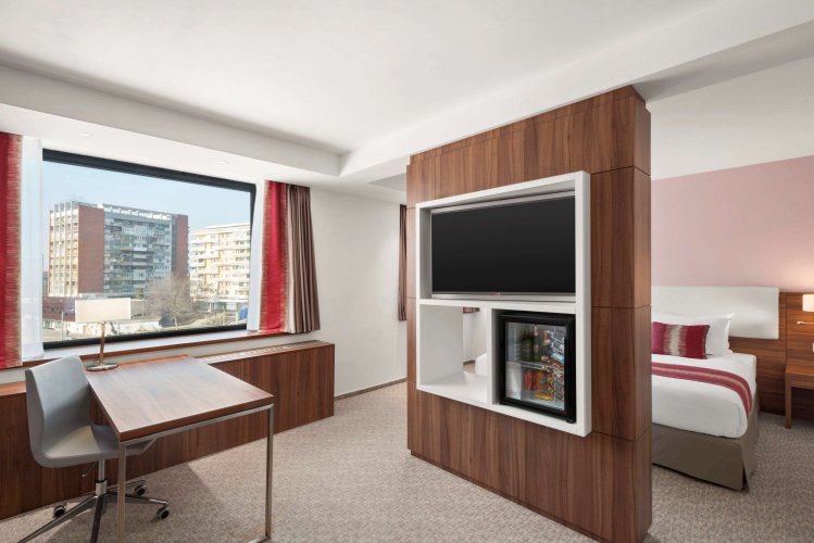 Ramada Plaza By Wyndham Craiova