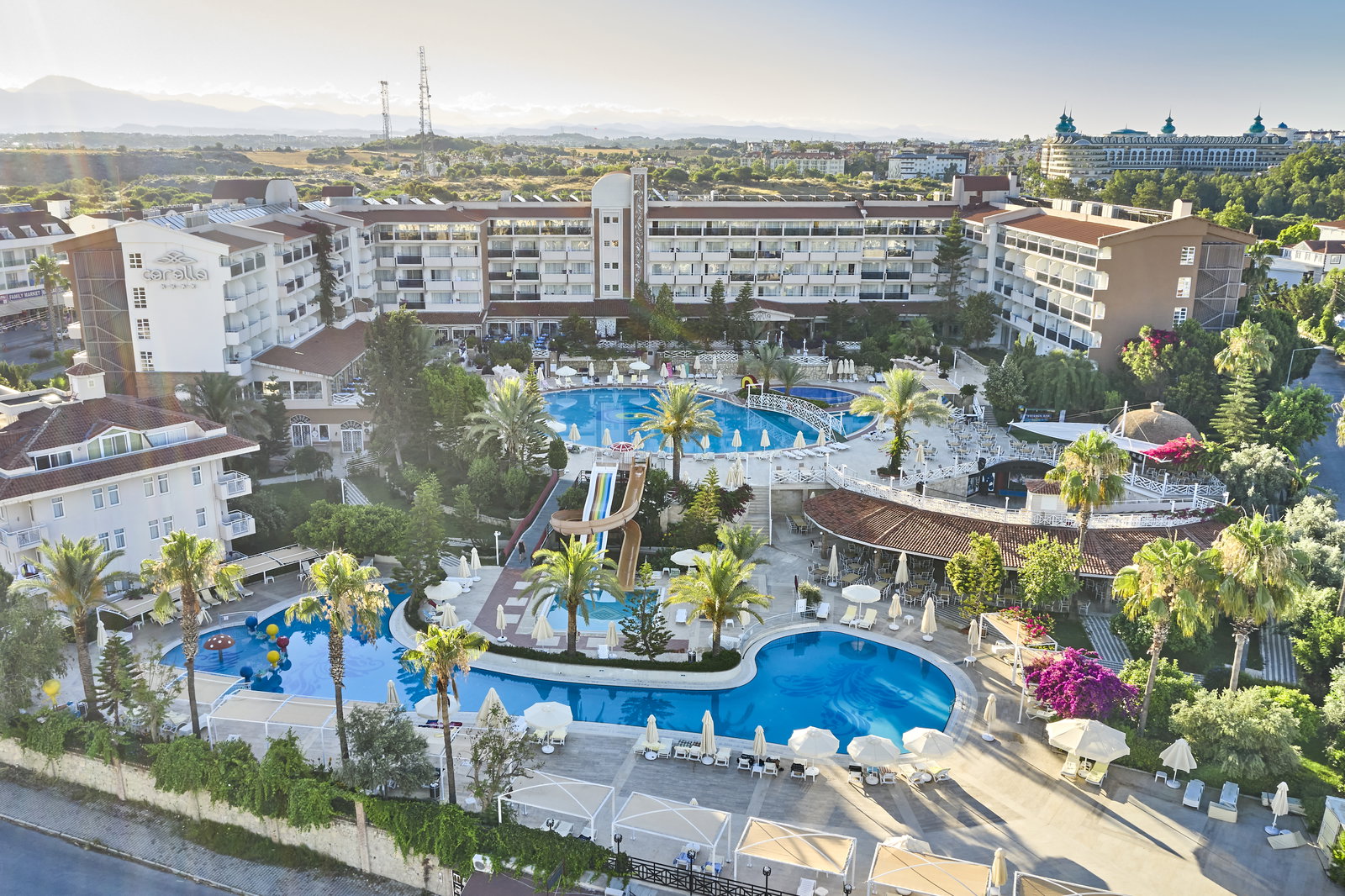 dal travel Seaden Corolla Hotel