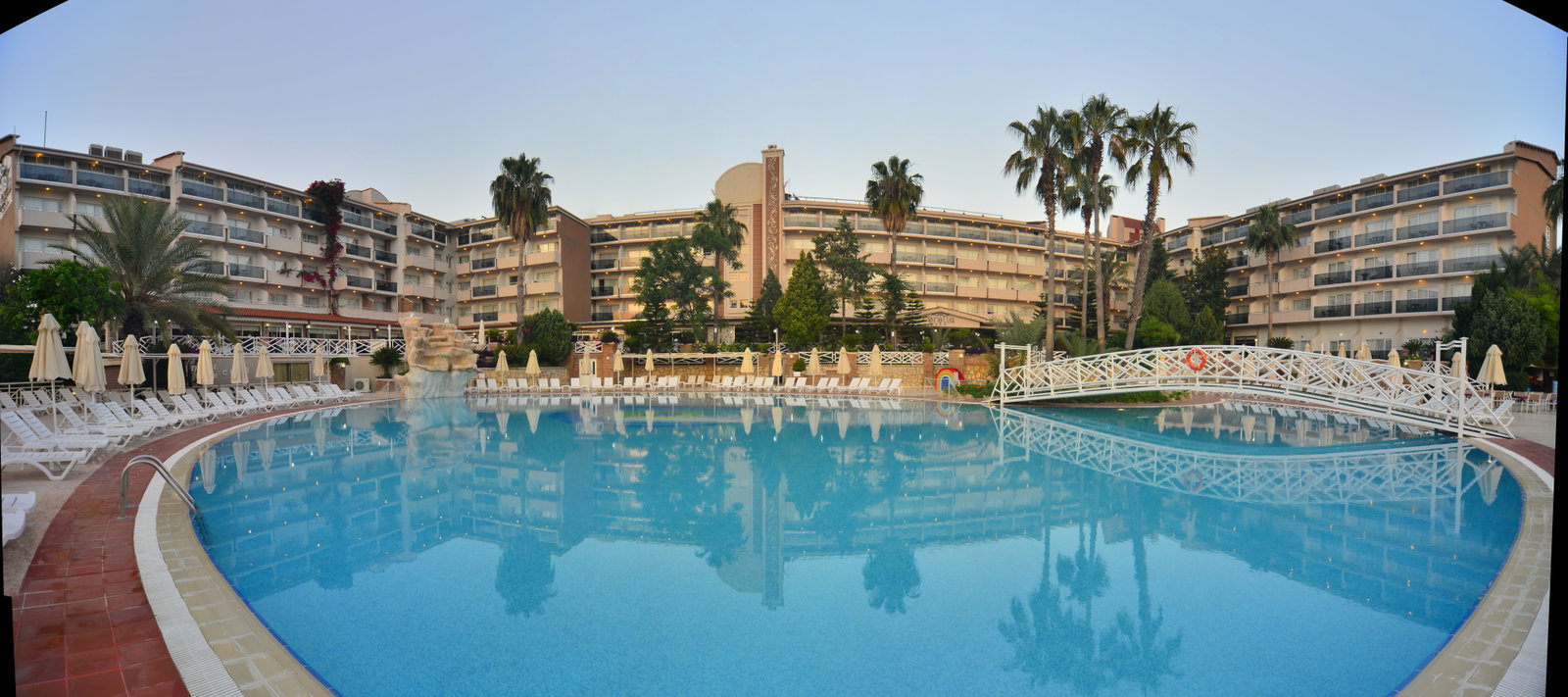 dal travel Seaden Corolla Hotel