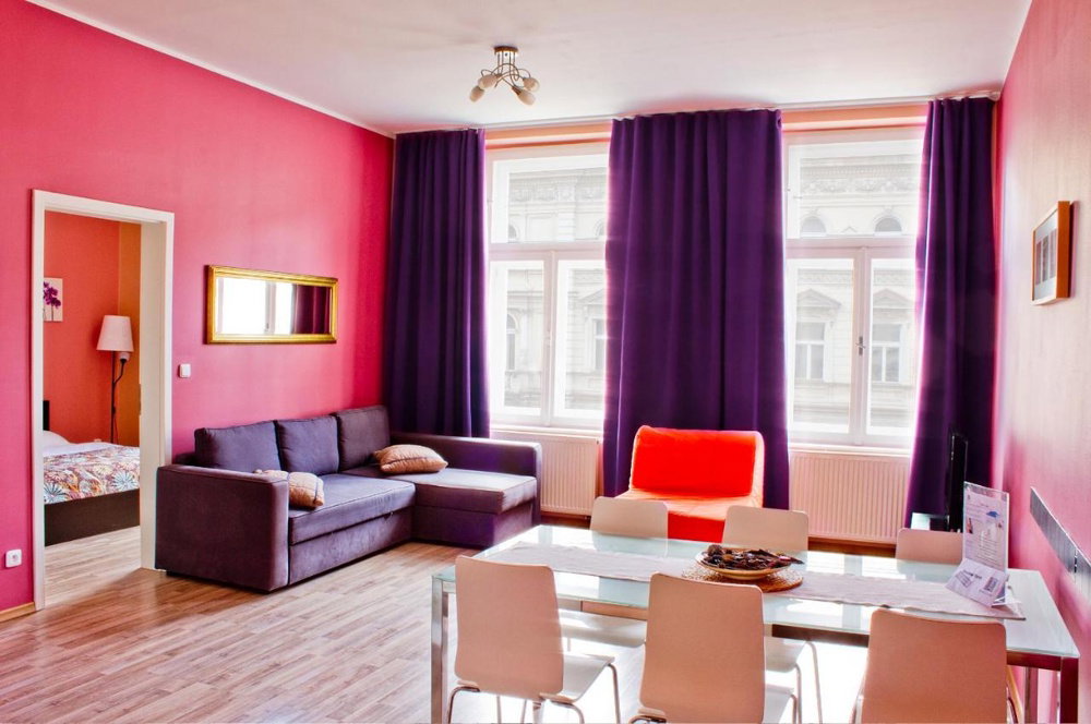 Royal Court Apartments
