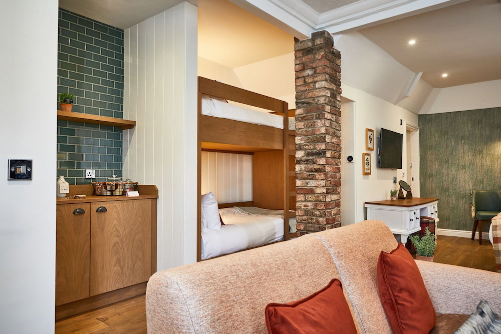 Lady Anne Middletons Hotel