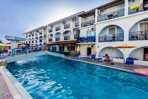 Hotel Vossos Hotel Apartments cazare Laganas