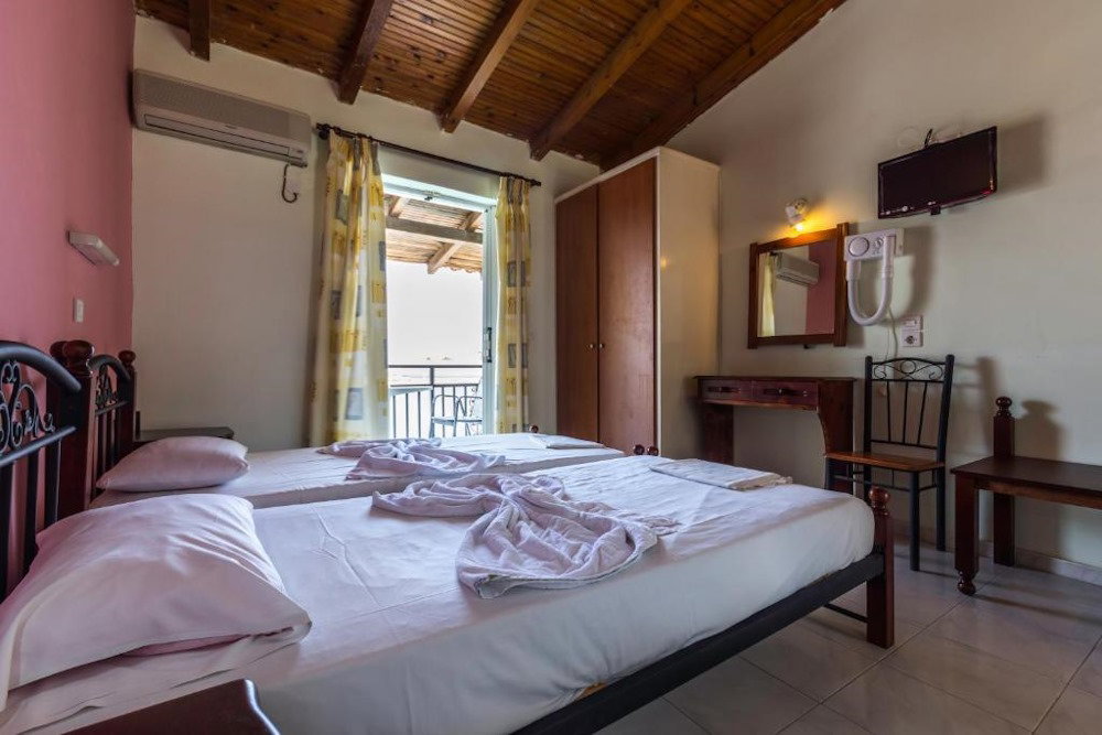 dal travel Vossos Hotel Apartments