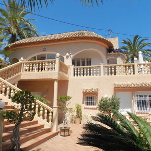 Sejur Villa Ambiente Para 4 Personas vacanta Calp