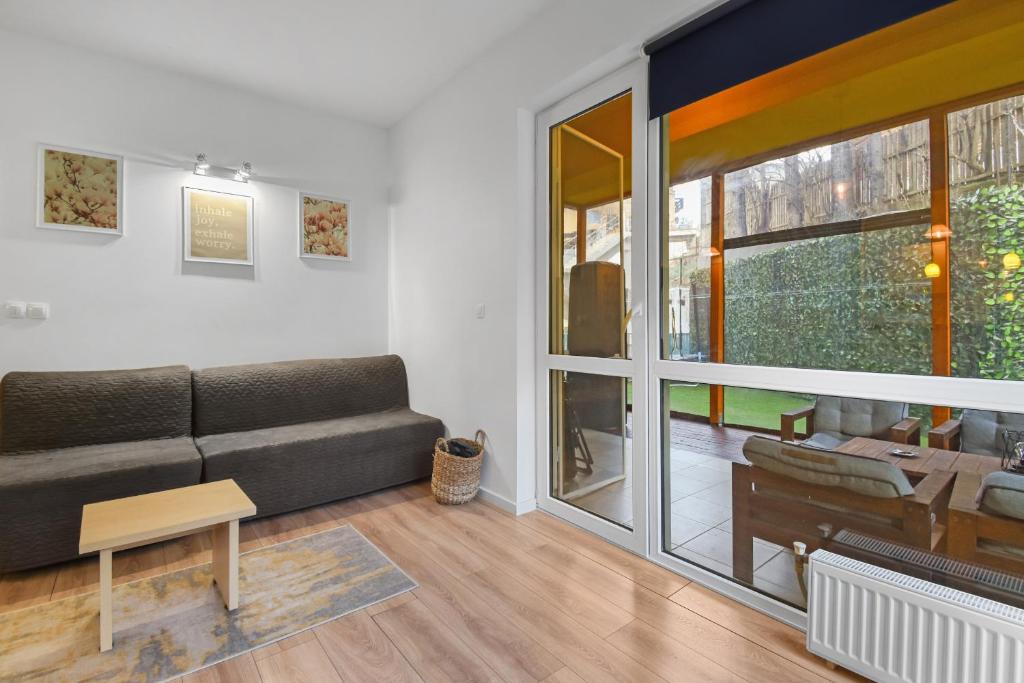 Asteri Garden & Terrace Apartment