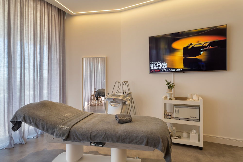 Longevity Health & Wellness Hotel