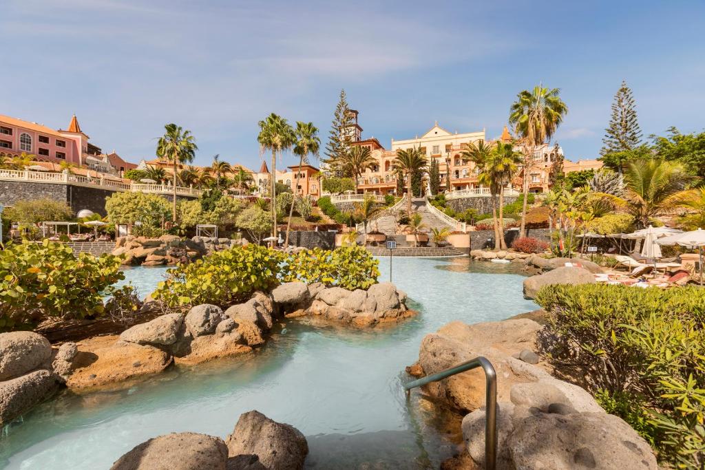 Hotel Bahia Del Duque
