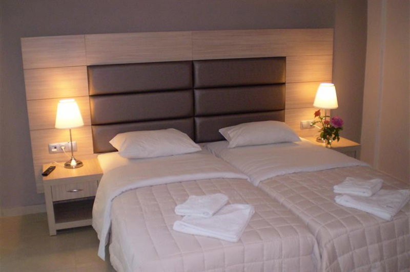Rachoni Bay Hotel