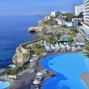 Sejur Alua Calas De Mallorca Resort vacanta Calas de Mallorca