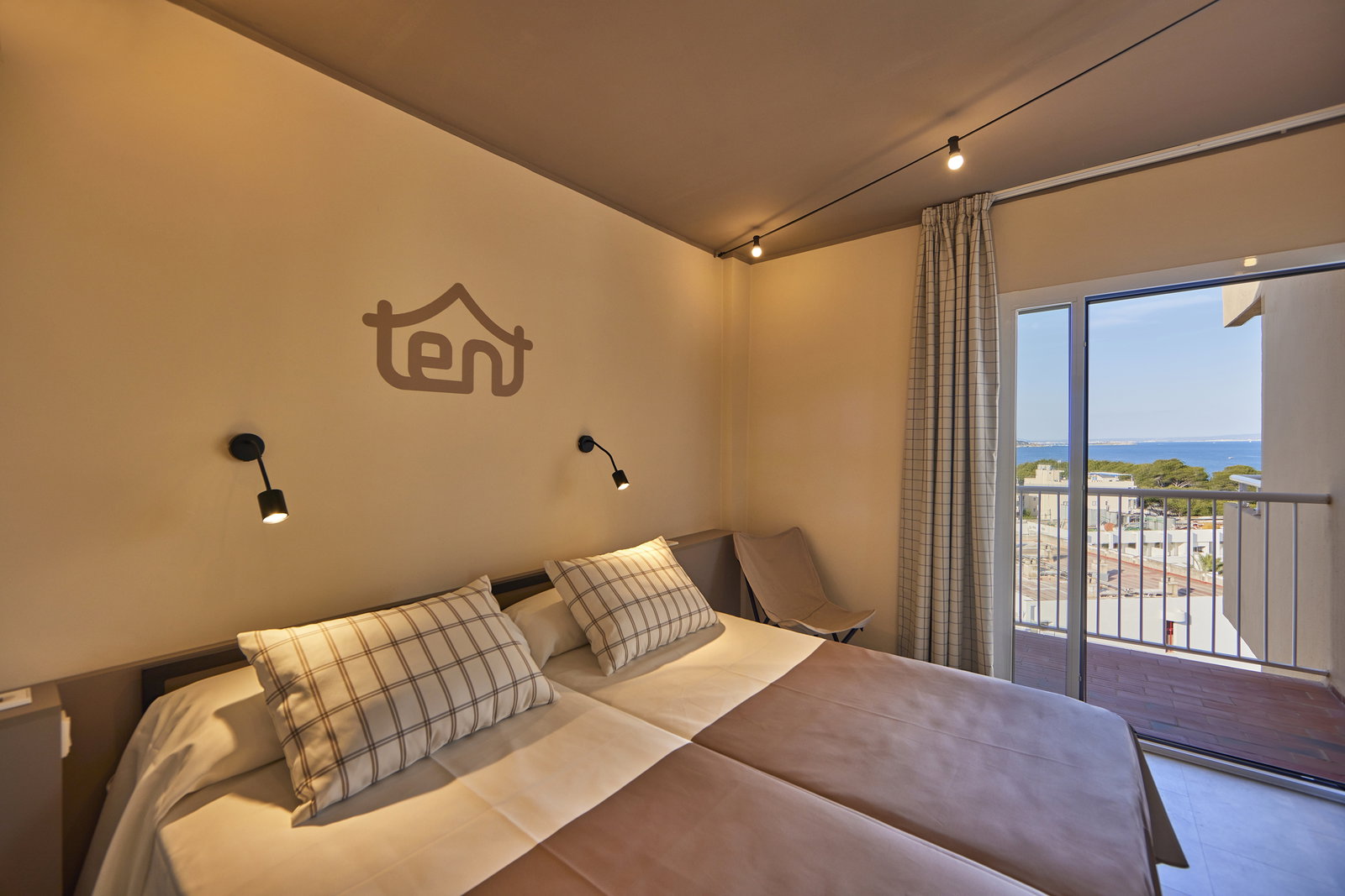 Tent Palmanova